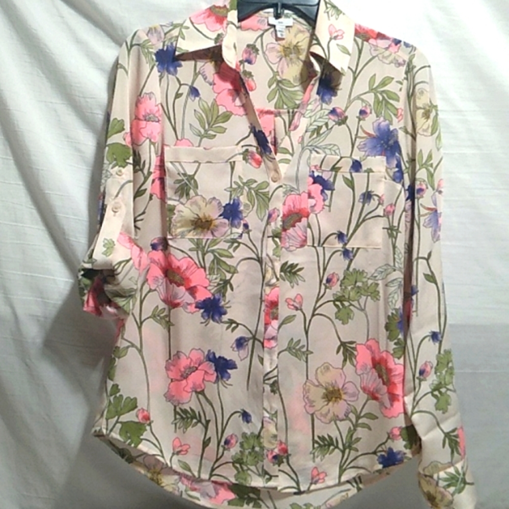 FINAL SALE!! NWOT Express Portofino Button Up Blouse Sz.XS Can Fit Medium - Picture 3 of 9